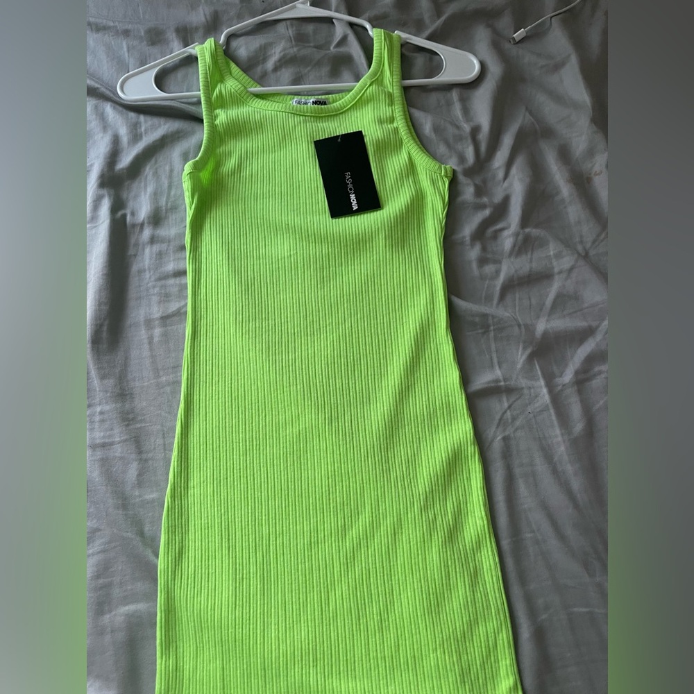 Fashion Nova Green Ribbed Sleeveless Tank Top